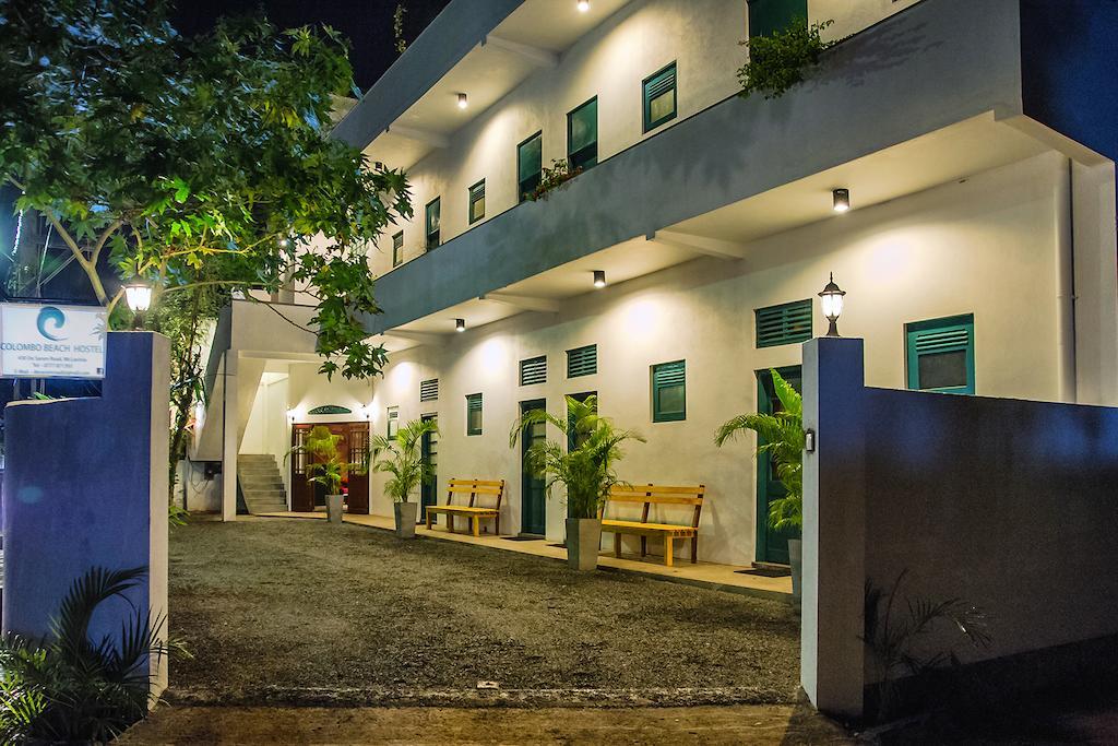 Colombo Beach Hostel By Nomadic Dehiwala-Mount Lavinia Exterior foto